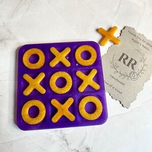 Handmade Resin Tic-Tac-Toe Set
